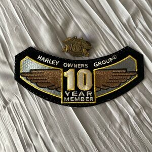 10 year Harley Davidson owners group patch and pin